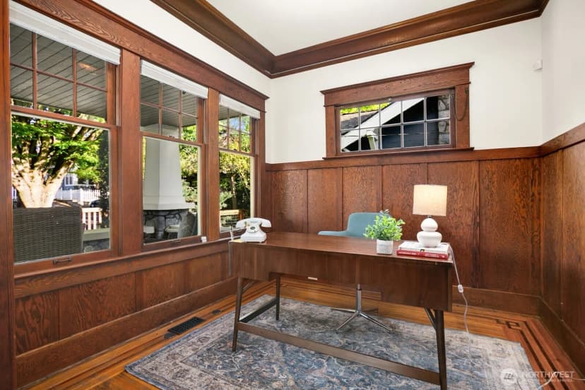 Property photo for 5119 Meridian Avenue N, Seattle photo 8