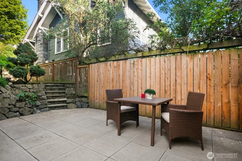 Property photo for 5119 Meridian Avenue N, Seattle photo 32