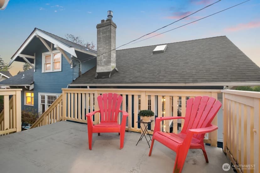 Property photo for 5119 Meridian Avenue N, Seattle photo 14