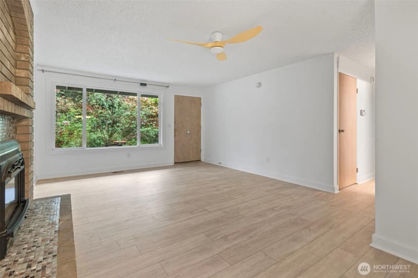Property photo for 14403 Se 139th Place, Renton photo 7