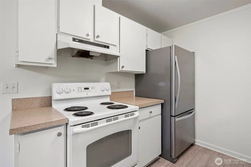 Property photo for 14403 Se 139th Place, Renton photo 17