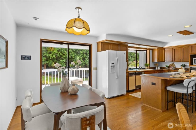 Property photo for 409 Nw 162nd Street, Shoreline photo 14