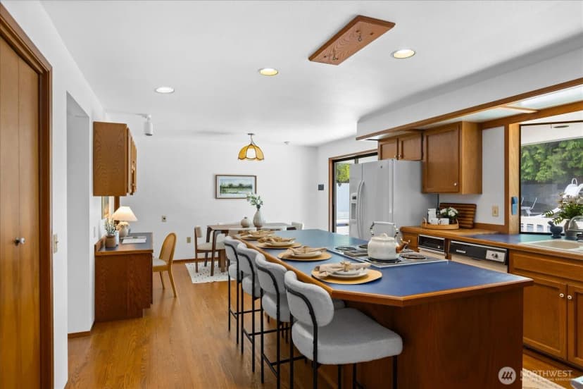 Property photo for 409 Nw 162nd Street, Shoreline photo 13