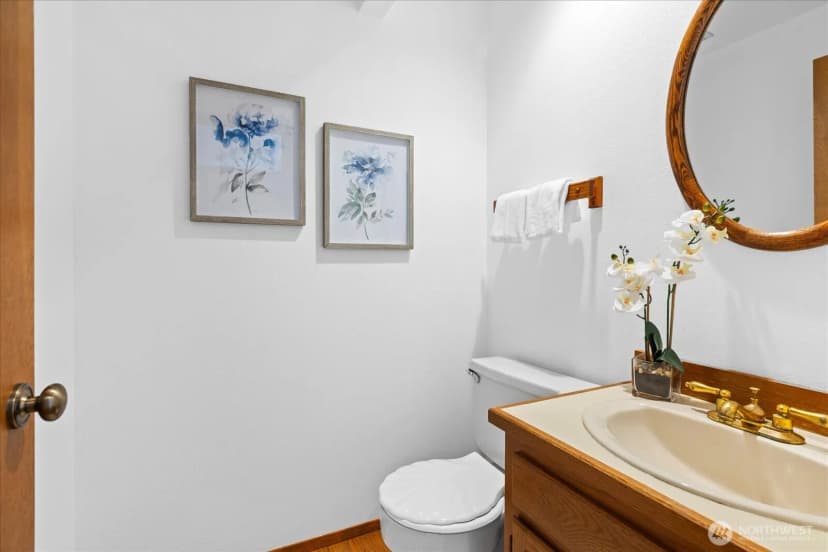 Property photo for 409 Nw 162nd Street, Shoreline photo 16