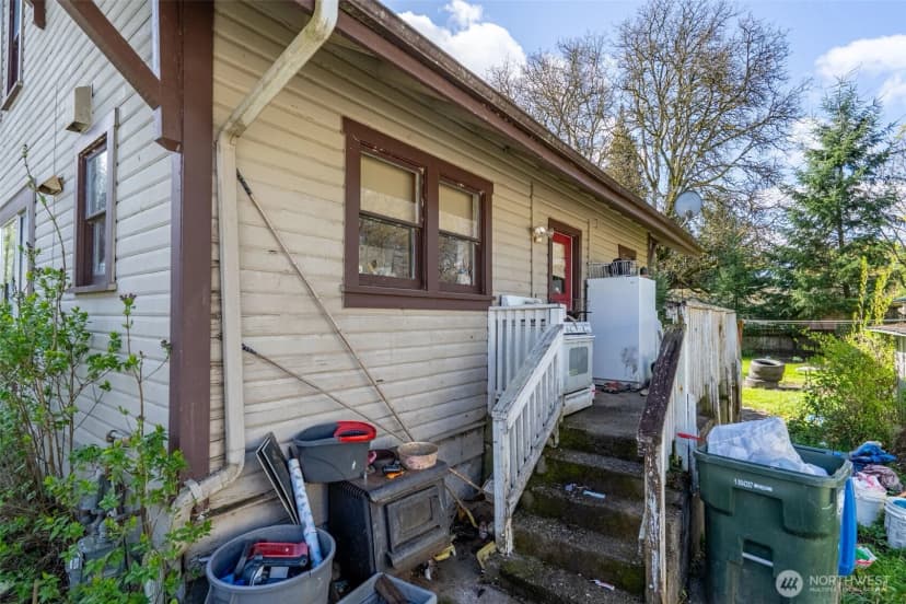Property photo for 601 S 2nd Street, Toledo photo 33