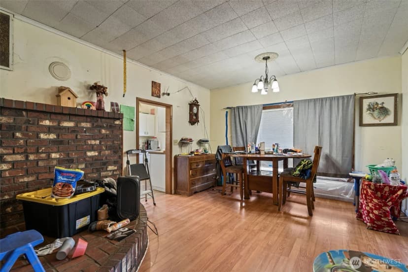 Property photo for 601 S 2nd Street, Toledo photo 15