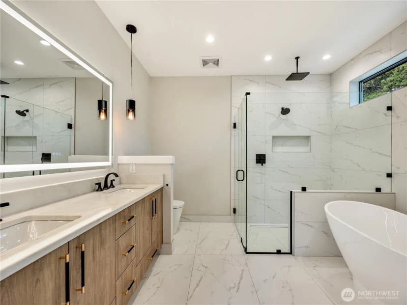 Property photo for 703 Shoreview Drive N, Long Beach photo 24