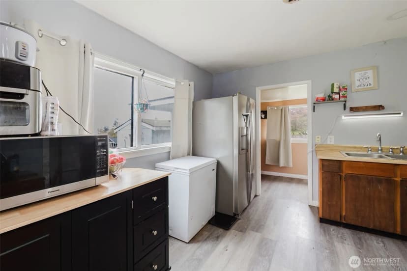 Property photo for 114 Kendall Street, Port Orchard photo 10
