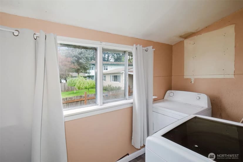 Property photo for 114 Kendall Street, Port Orchard photo 16