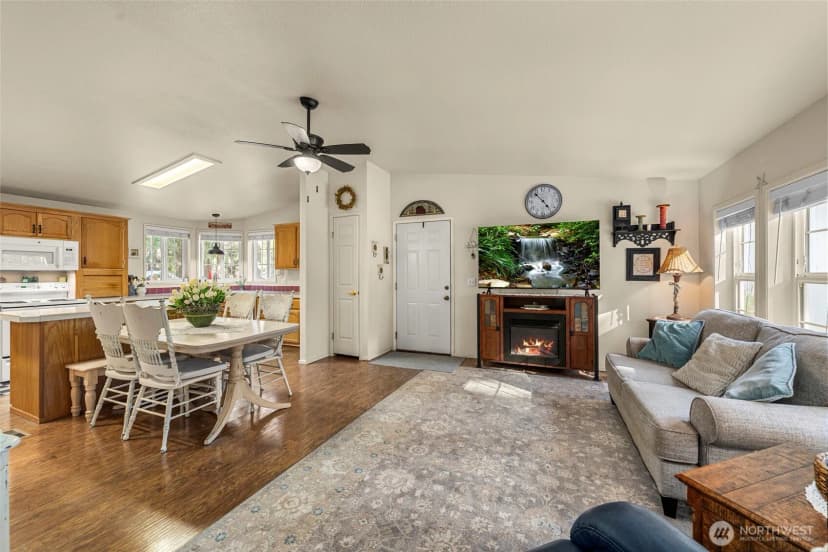 Property photo for 24502 Saddle Street, Leavenworth photo 6