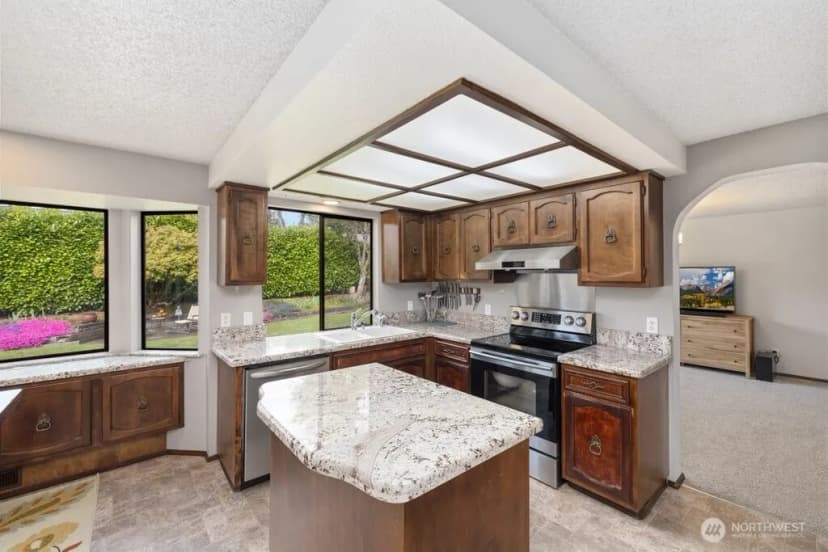 Property photo for 6423 76th Street Ct W, Lakewood photo 12