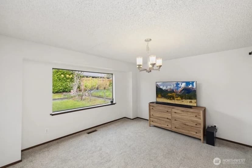 Property photo for 6423 76th Street Ct W, Lakewood photo 18