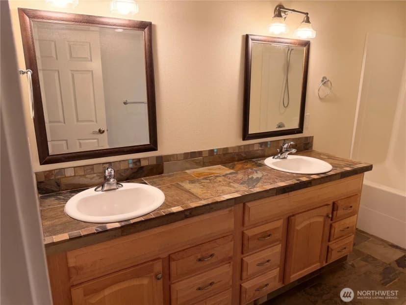 Property photo for 4909 Sw Old Clifton Road, Port Orchard photo 24