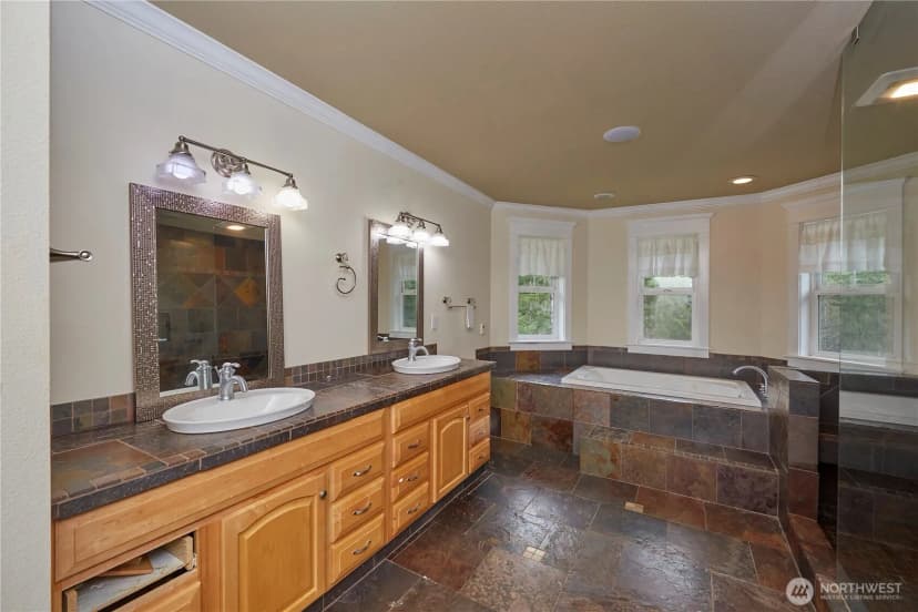 Property photo for 4909 Sw Old Clifton Road, Port Orchard photo 28