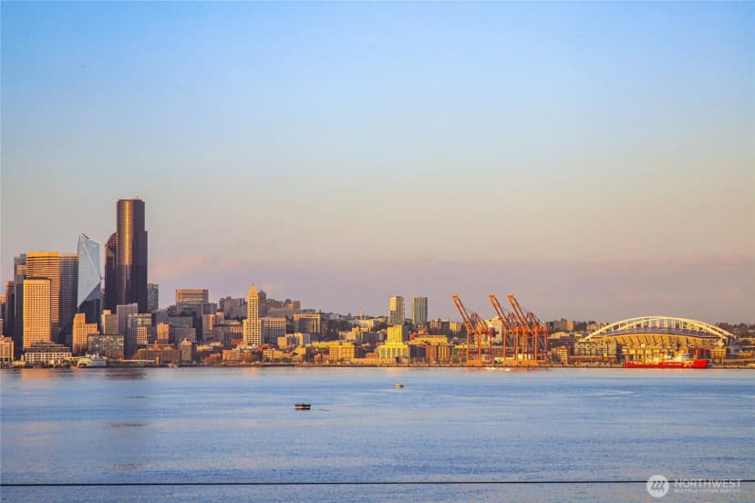 Property photo for 1661 Harbor Avenue Sw #301, Seattle photo 29
