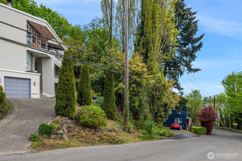 Property photo for 1601 Ferry Avenue Sw, Seattle photo 10