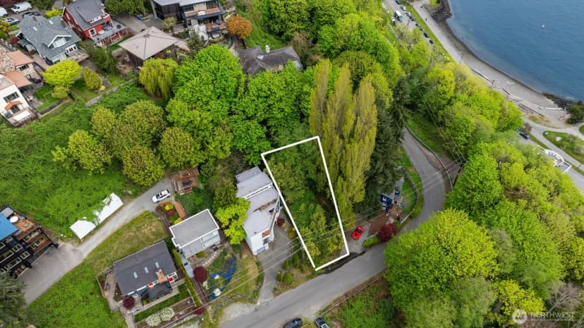 Property photo for 1601 Ferry Avenue Sw, Seattle