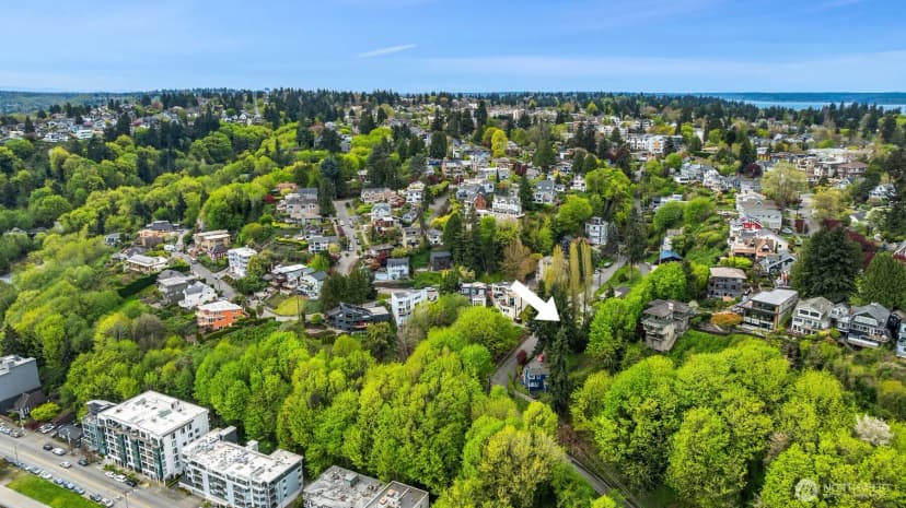 Property photo for 1601 Ferry Avenue Sw, Seattle photo 6
