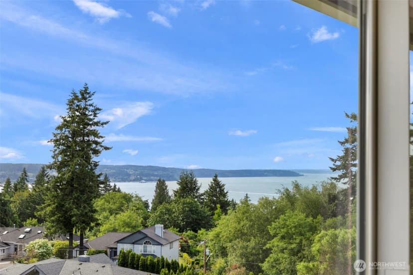 Property photo for 1229 Crownmill Avenue, Mukilteo photo 24