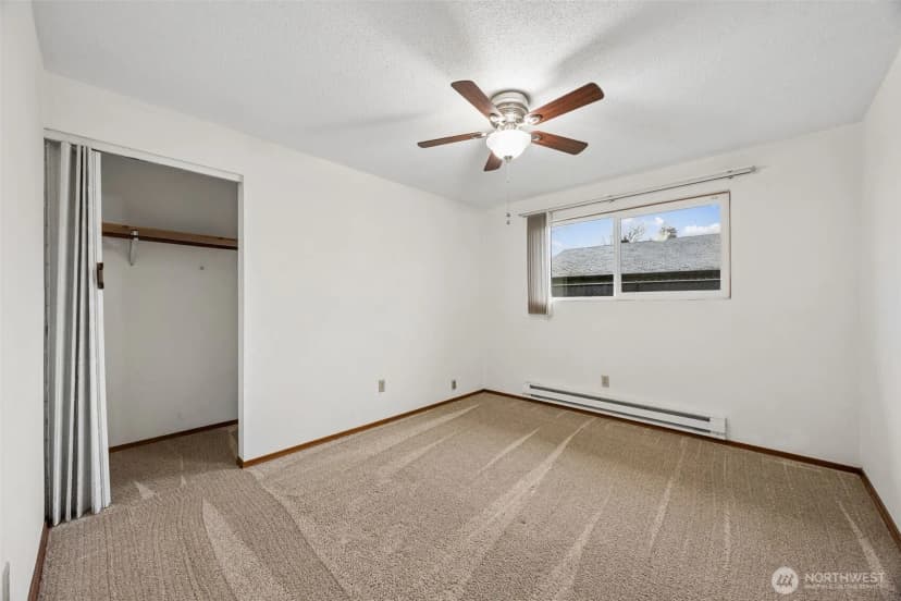Property photo for 319 7th Place Se, Puyallup photo 12
