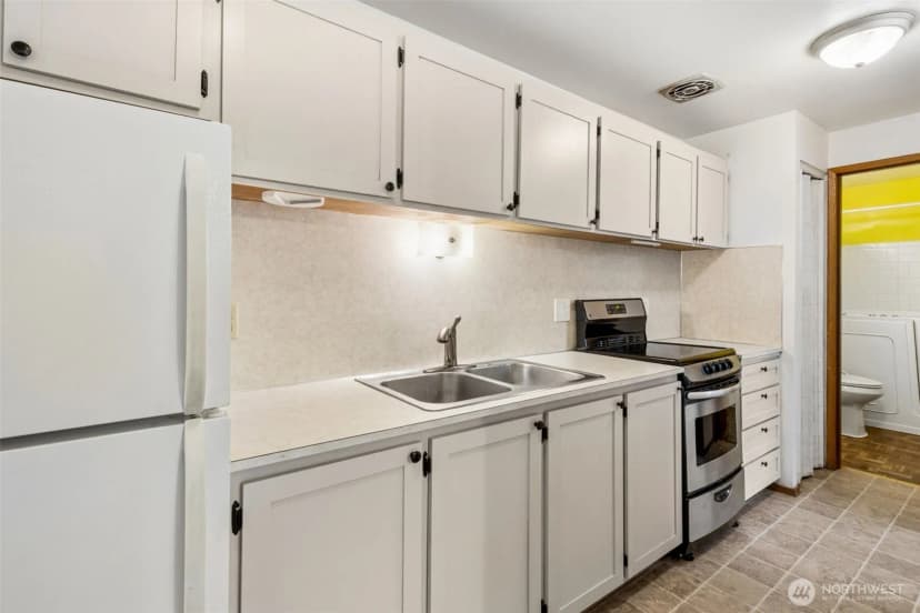 Property photo for 319 7th Place Se, Puyallup photo 10