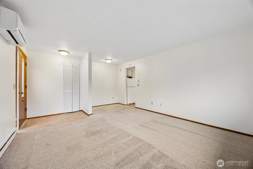 Property photo for 319 7th Place Se, Puyallup photo 6