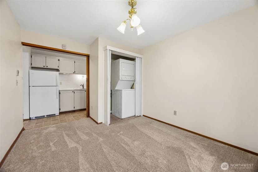 Property photo for 319 7th Place Se, Puyallup photo 9