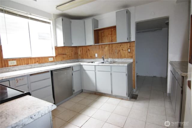 Property photo for 803 S 5th Avenue, Kelso photo 5