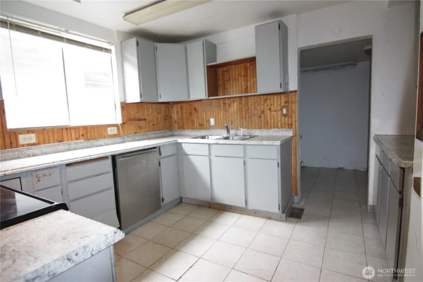 Property photo for 803 S 5th Avenue, Kelso photo 5