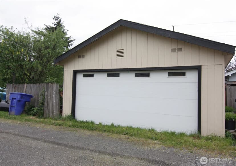 Property photo for 803 S 5th Avenue, Kelso photo 28
