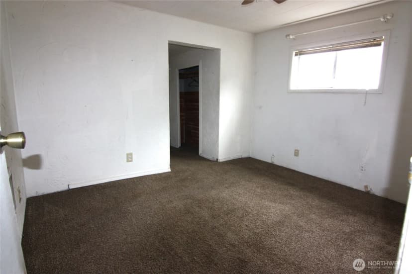 Property photo for 803 S 5th Avenue, Kelso photo 10