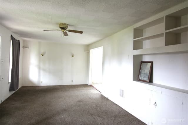 Property photo for 803 S 5th Avenue, Kelso photo 2