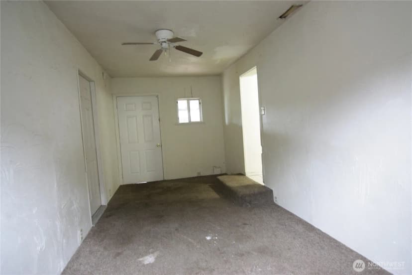 Property photo for 803 S 5th Avenue, Kelso photo 8