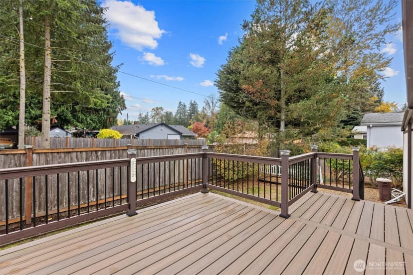 Property photo for 620 112th Street Se, Everett photo 24