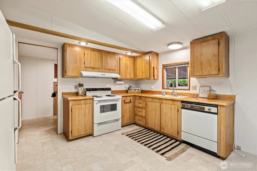 Property photo for 620 112th Street Se, Everett photo 19