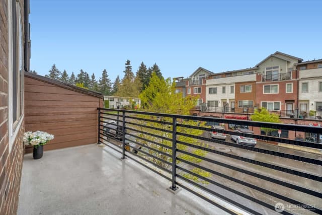 Property photo for 1480 157th Court Ne, Bellevue photo 5