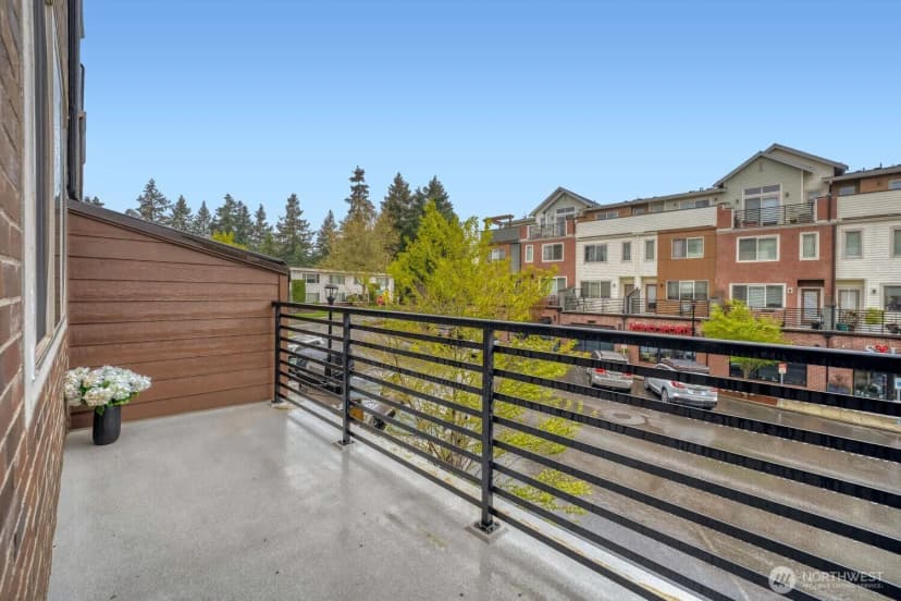 Property photo for 1480 157th Court Ne, Bellevue photo 5