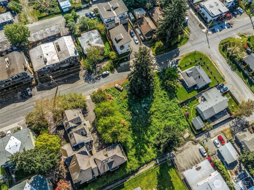 Property photo for 15439 9th Avenue Sw, Burien photo 10