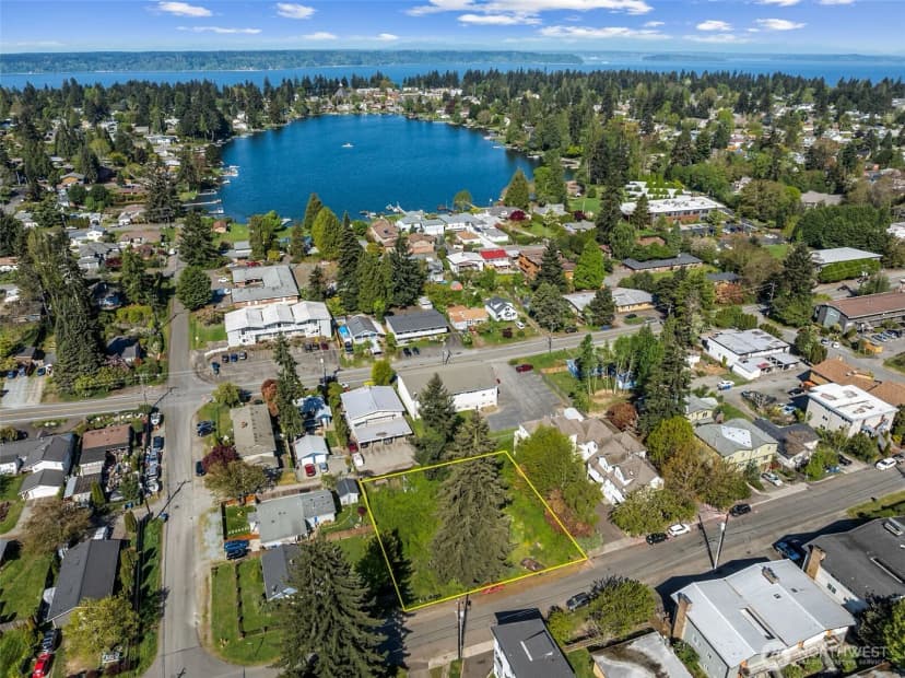 Property photo for 15439 9th Avenue Sw, Burien