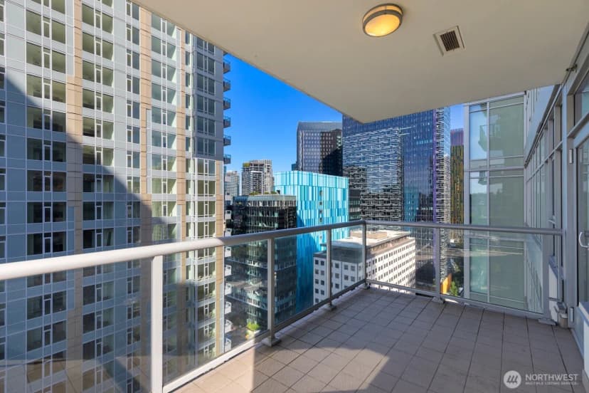 Property photo for 588 Bell Street #2102s, Seattle photo 24