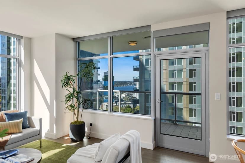 Property photo for 588 Bell Street #2102s, Seattle photo 6