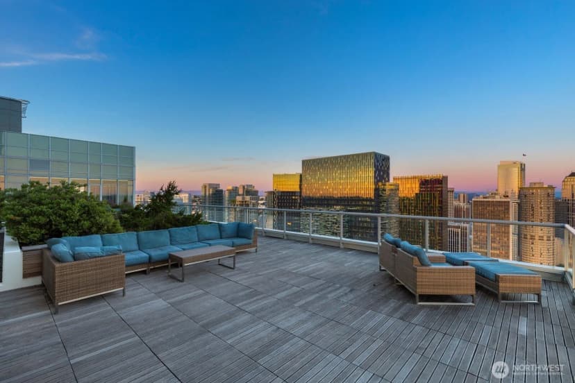 Property photo for 588 Bell Street #2102s, Seattle photo 35