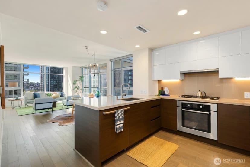 Property photo for 588 Bell Street #2102s, Seattle photo 11