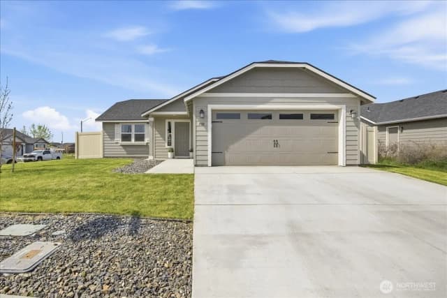 Property photo for 700 Regina Place, Grandview