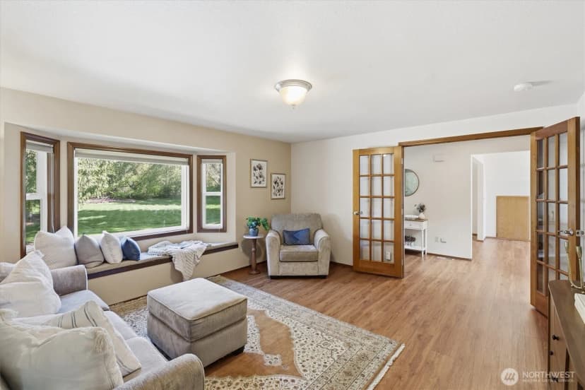 Property photo for 18125 Snohomish Avenue, Snohomish photo 6