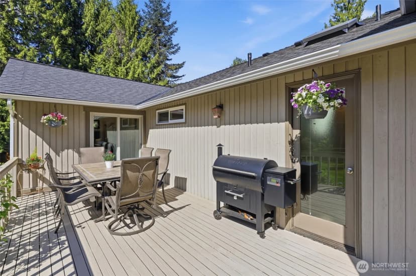 Property photo for 18125 Snohomish Avenue, Snohomish photo 26