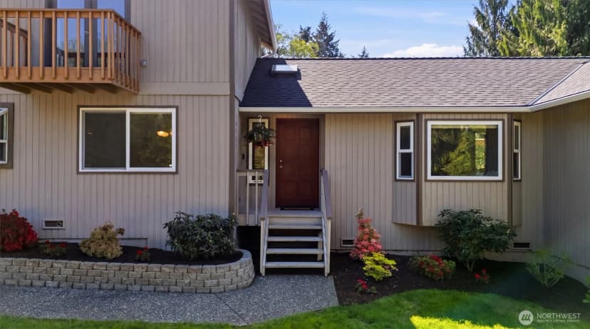 Property photo for 18125 Snohomish Avenue, Snohomish photo 4