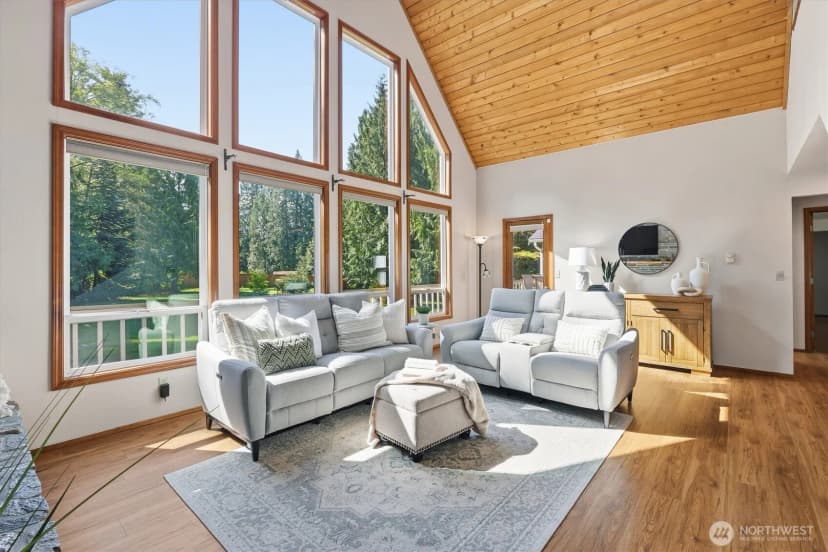 Property photo for 18125 Snohomish Avenue, Snohomish photo 10