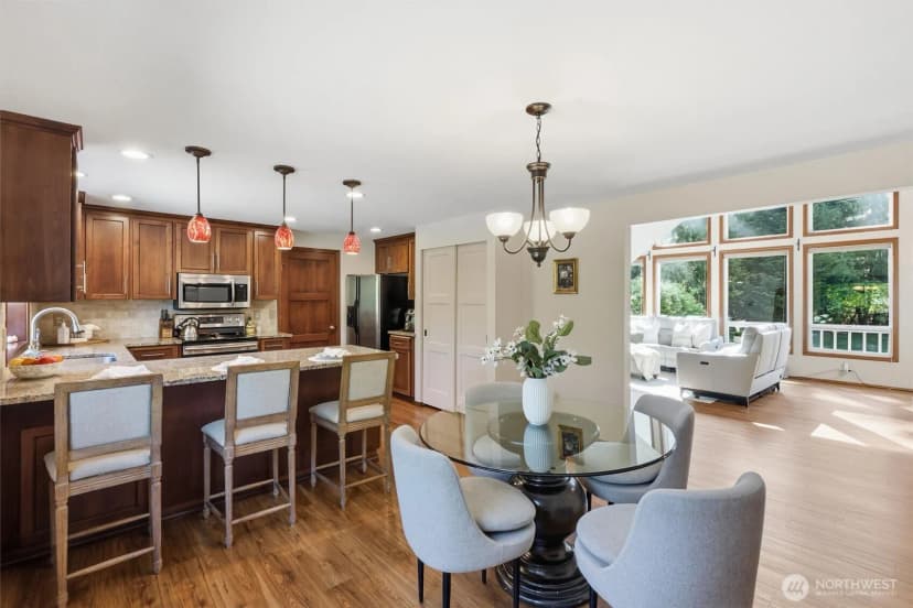 Property photo for 18125 Snohomish Avenue, Snohomish photo 16