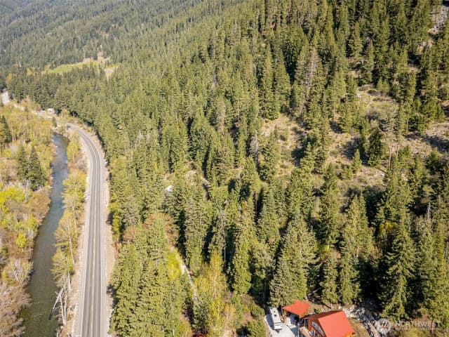 Property photo for 0 Us Hwy 2, Leavenworth photo 3